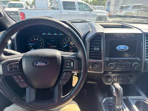Used 2018 Ford F150 XLT w/ Equipment Group 302A Luxury AWD/4WD image 18