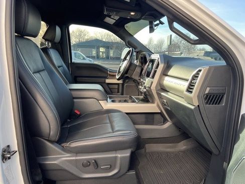 Certified 2022 Ford F350 Lariat w/ Lariat Ultimate Package image 6