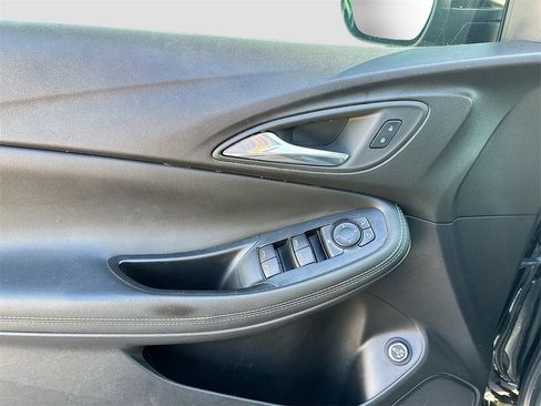 Used 2022 Buick Encore GX Select w/ Sport Touring Package image 9