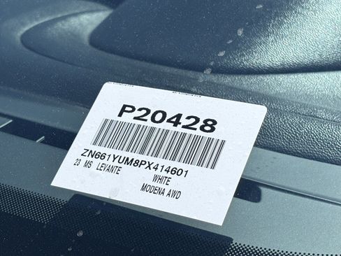Used 2023 Maserati Levante Modena AWD/4WD image 33