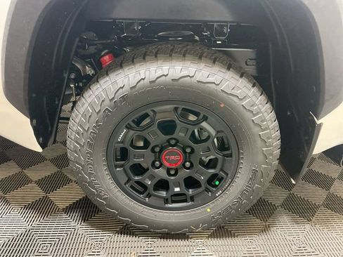 Used 2025 Toyota Tundra TRD Pro w/ TRD Pro Tow Package AWD/4WD image 27