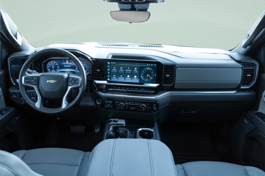 Used 2024 Chevrolet Silverado 1500 LTZ w/ LTZ Premium Texas Edition RWD image 26