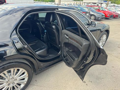 Used 2013 Chrysler 300 C AWD/4WD image 11