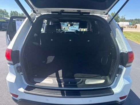 Used 2018 Jeep Grand Cherokee Trailhawk w/ Trailhawk Luxury Group AWD/4WD image 40