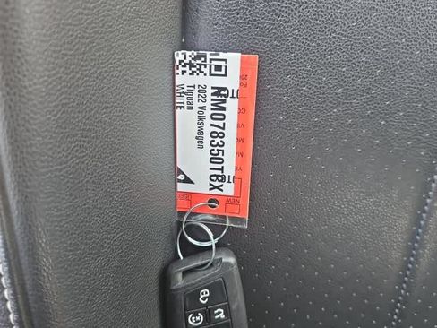 Used 2022 Volkswagen Tiguan SE R-Line FWD image 20
