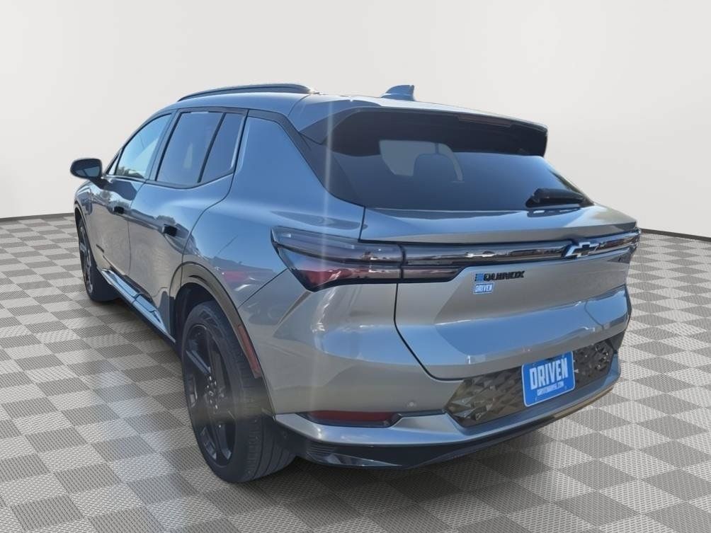 Used 2024 Chevrolet Equinox EV RS FWD image 6