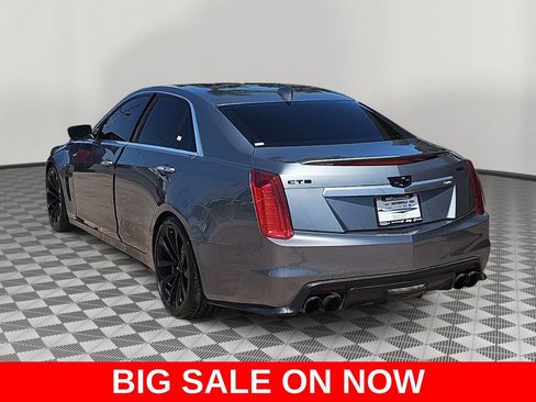 Used 2019 Cadillac CTS V w/ Luxury Package RWD image 5