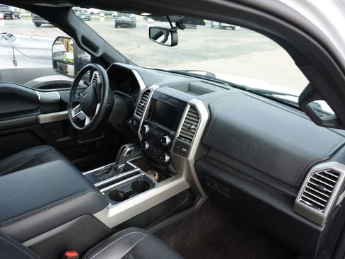 Used 2015 Ford F150 Lariat w/ Equipment Group 501A Mid image 9