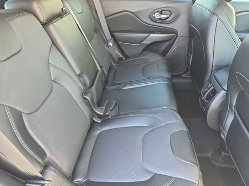 Used 2022 Jeep Cherokee Limited w/ Elite Package image 17