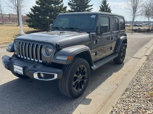Used 2021 Jeep Wrangler Unlimited Sahara image 30