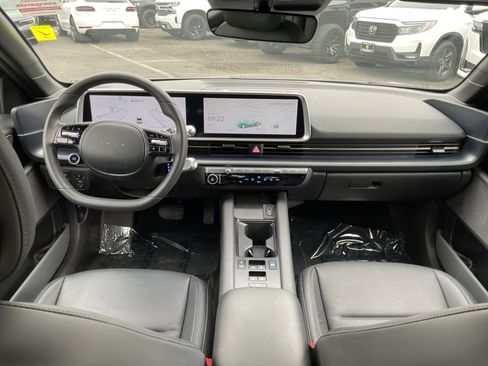 Used 2024 Hyundai Ioniq 6 SEL RWD image 17