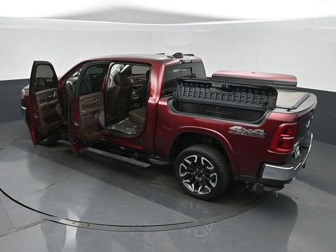 Used 2025 RAM 1500 Limited AWD/4WD image 57