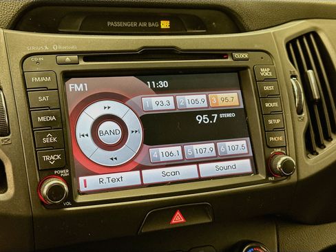 Used 2012 Kia Sportage LX w/ Navigation Pkg AWD/4WD image 21