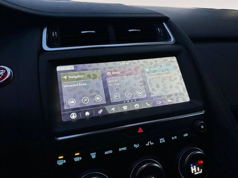 Used 2020 Jaguar E-PACE R-Dynamic S image 10