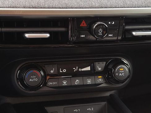 New 2026 Nissan Kicks SV w/ Cold Weather Package FWD image 21