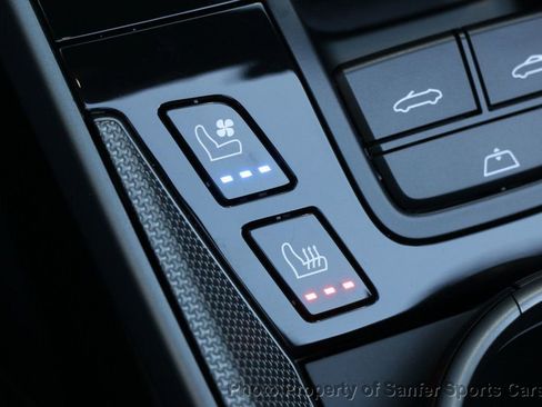 Used 2022 Porsche 911 Carrera image 35