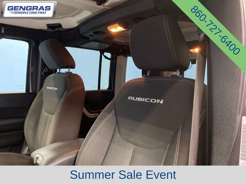Used 2017 Jeep Wrangler Unlimited Rubicon AWD/4WD image 9