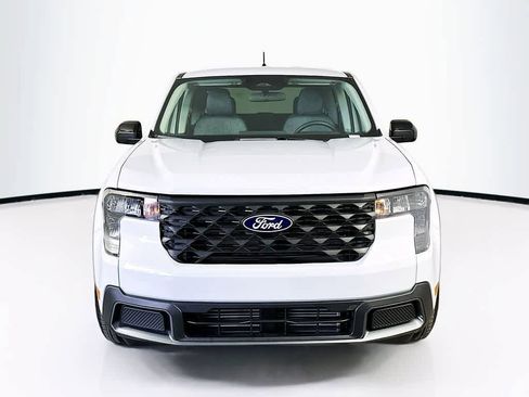 Certified 2025 Ford Maverick XLT w/ XLT Luxury Package image 6