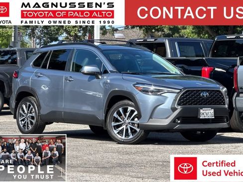 Certified 2024 Toyota Corolla Cross XLE w/ Convenience Package FWD image 1