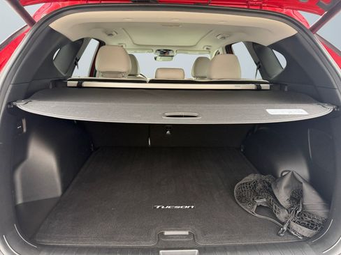 Used 2023 Hyundai Tucson Limited w/ Cargo Package image 16