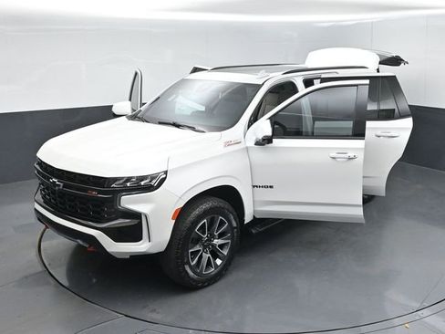 Used 2024 Chevrolet Tahoe Z71 w/ Luxury Package image 56