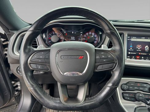 Used 2022 Dodge Challenger GT w/ Plus Package RWD image 13