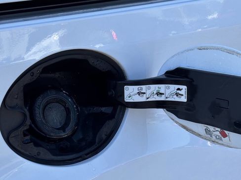 Used 2018 Ford Transit Connect XL image 24