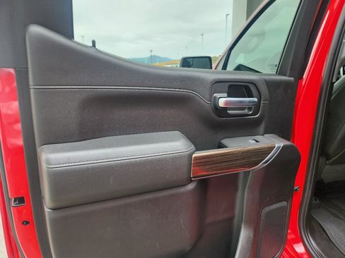 Used 2020 Chevrolet Silverado 1500 LT Trail Boss AWD/4WD image 14