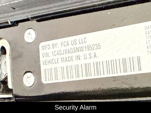 Used 2022 Jeep Wrangler Willys image 19