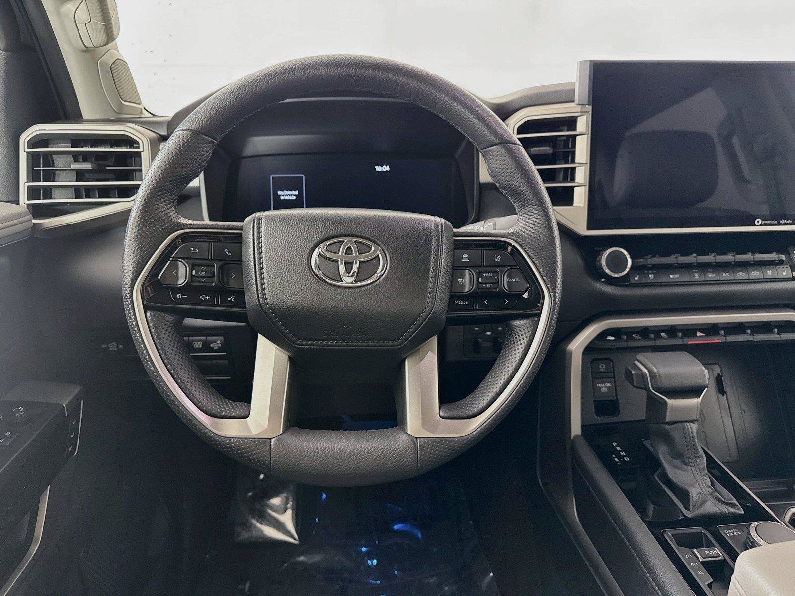 Used 2024 Toyota Tundra Limited AWD/4WD image 33