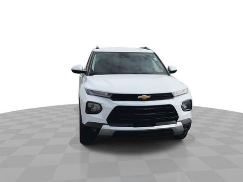 Certified 2023 Chevrolet TrailBlazer LT w/ Convenience Package image 3