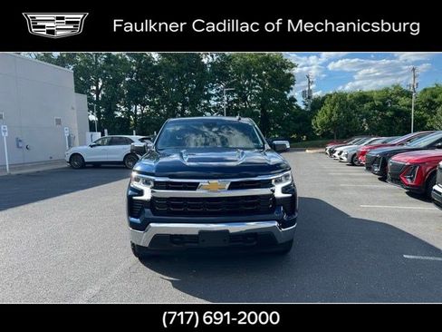 Used 2023 Chevrolet Silverado 1500 LT AWD/4WD image 12