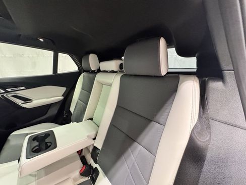 Certified 2025 BMW X2 xDrive28i image 25