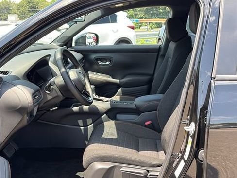 Used 2026 Honda HR-V Sport image 10