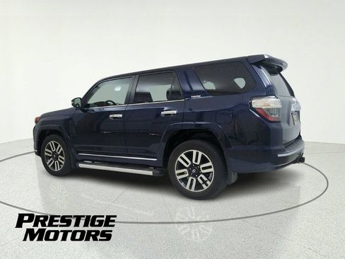 Used 2018 Toyota 4Runner Limited AWD/4WD image 7