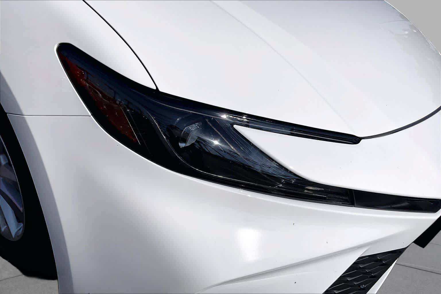 Used 2025 Toyota Camry LE FWD image 27