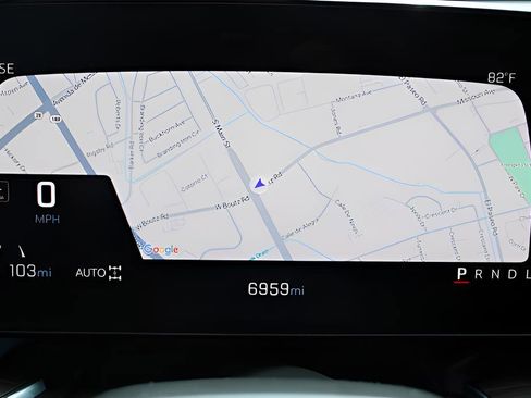 Used 2025 Chevrolet Suburban Premier image 24