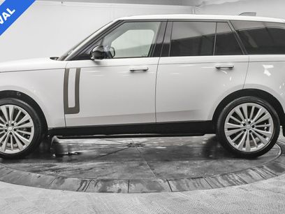 Used 2025 Land Rover Range Rover SE