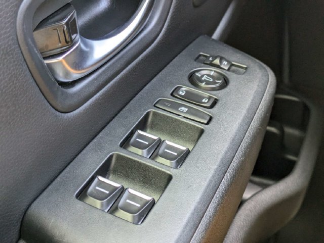 Used 2025 Honda Pilot Touring image 28