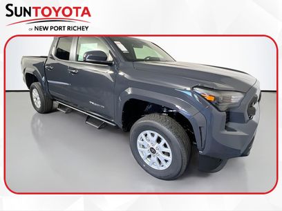 New 2025 Toyota Tacoma SR5