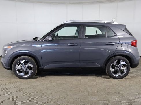 Certified 2024 Hyundai Venue SEL FWD image 12