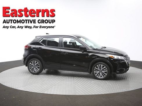 Used 2023 Nissan Kicks SV FWD image 45
