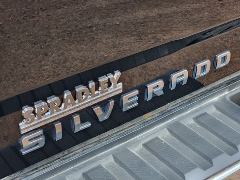 Used 2015 Chevrolet Silverado 1500 LTZ Z71 w/ LTZ Plus Package AWD/4WD image 12