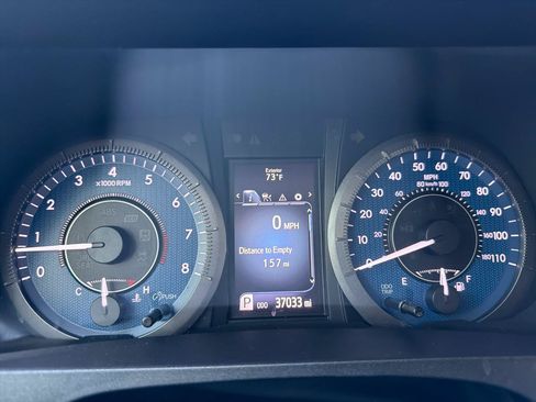 Used 2020 Toyota Sienna L FWD image 30