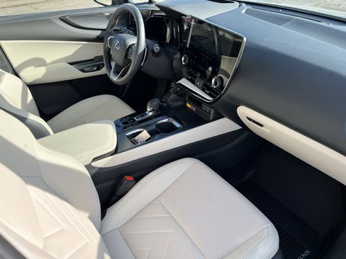 Used 2025 Lexus NX 350 AWD w/ Accessory Package (2T) image 20