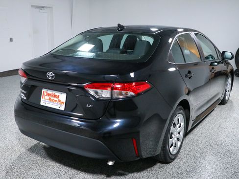 Used 2025 Toyota Corolla LE FWD image 7