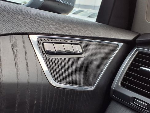 Used 2020 Volvo XC90 T5 Momentum w/ Protection Package Premier image 32