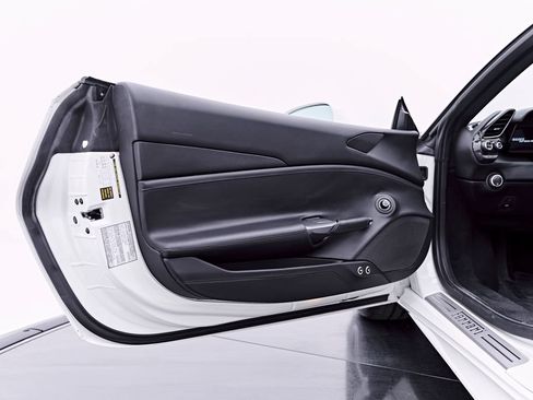 Used 2019 Ferrari 488 Spider RWD image 48