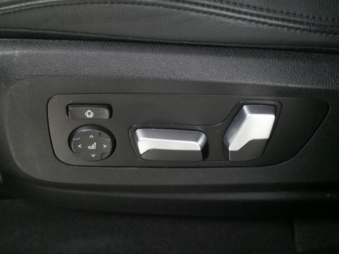 Used 2022 BMW X5 xDrive40i w/ Premium Package AWD/4WD image 20