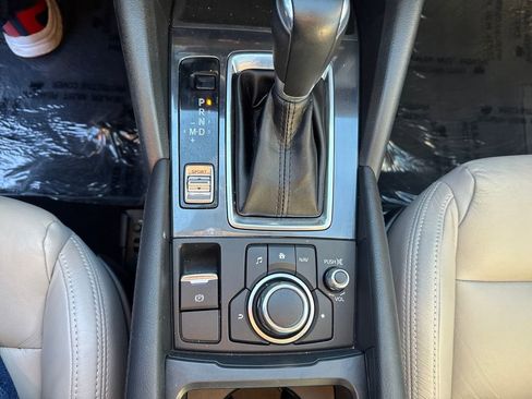 Used 2017 MAZDA MAZDA6 Sport image 18